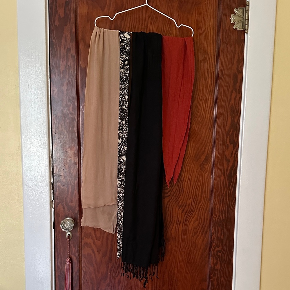 Multicolor Patterned Scarves Set